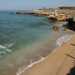 Qui si trovano altre due spiaggette appartate e incorniciate dagli scogli (la prima)...